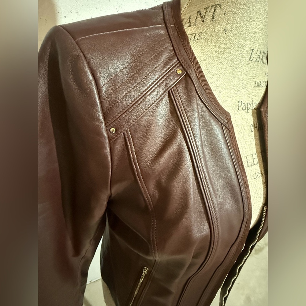🛍️White House Black Market Leather Jacket. - Picture 4 of 10